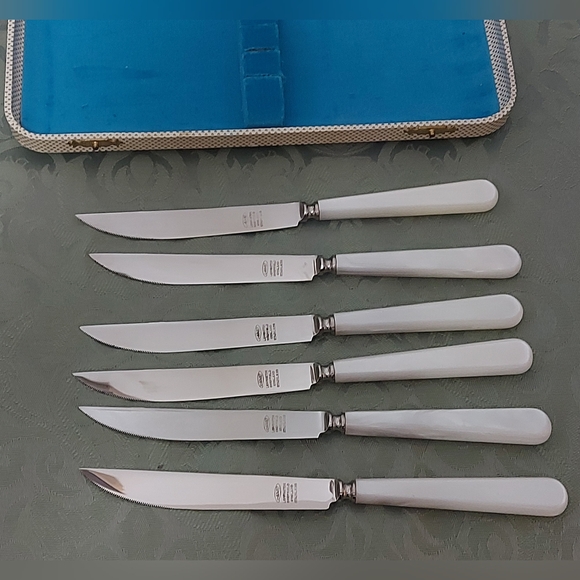 Steak Knife Set with Mother of Pearl Handles, Leppington Cutlass of Sheffield - Picture 1 of 12